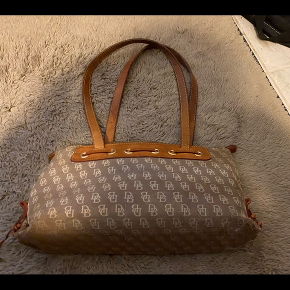 Doony & Burke tote/shoulder purse - Picture 3 of 6